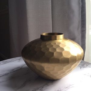 Brass Chisel Textured Desk Shelf Decor Vase